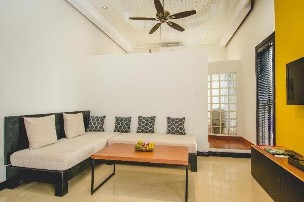 Mulberry Hotel Siem Reap Bagian luar foto
