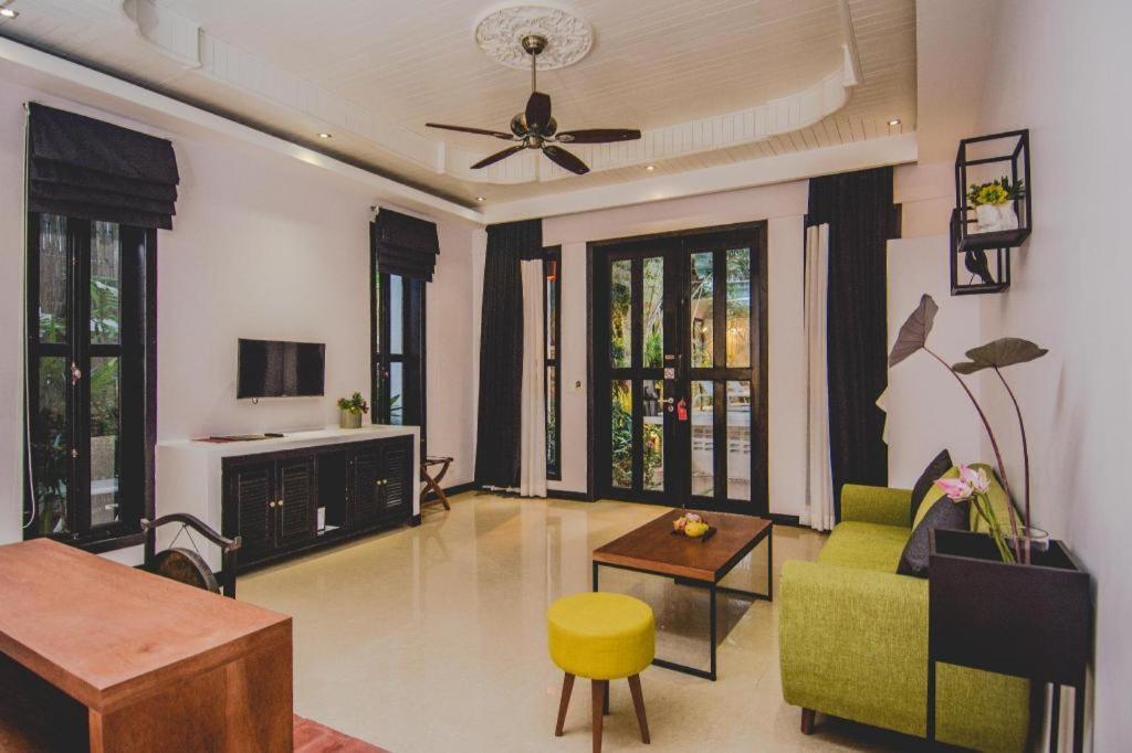 Mulberry Hotel Siem Reap Bagian luar foto