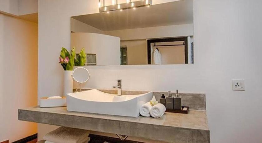 Mulberry Hotel Siem Reap Bagian luar foto
