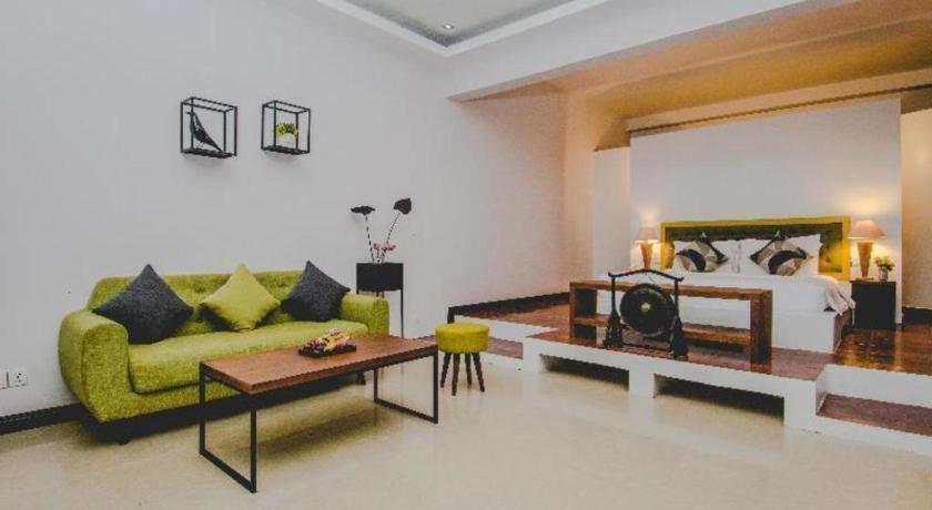Mulberry Hotel Siem Reap Bagian luar foto